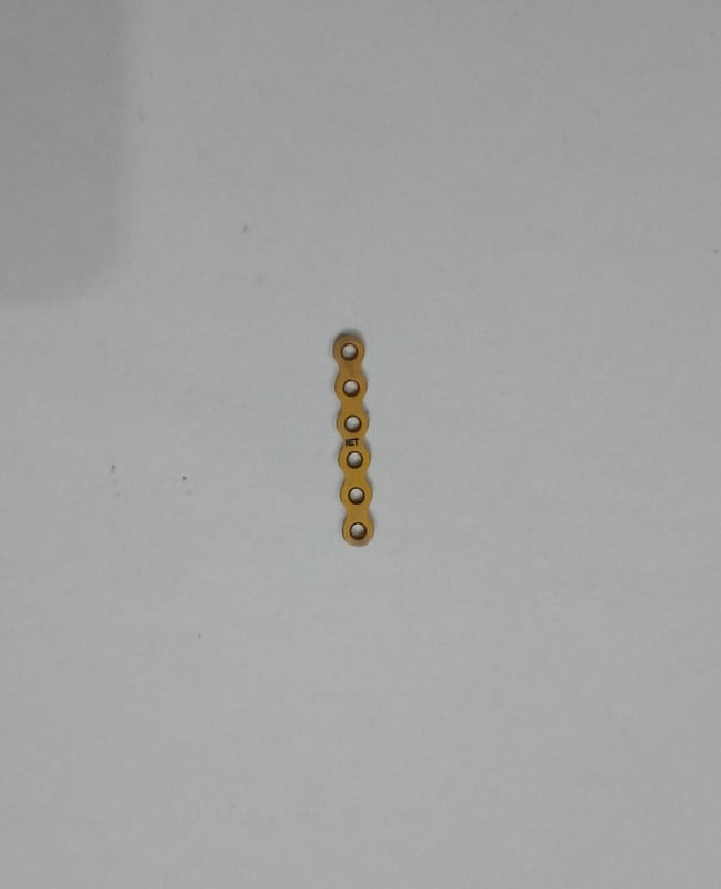 Safety lock adaption plate, Straight, 6 Hole, Ø1.5mm, Titanium