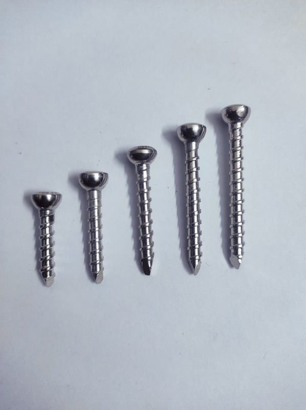 3.9MM INTERLOCKING BOLTS