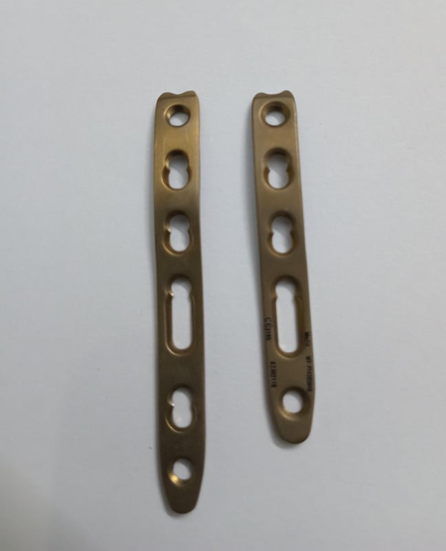 2.4 MM LPS DISTAL RADIAL PLATE
