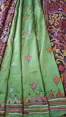 Tassar kantha Patli pallu light green