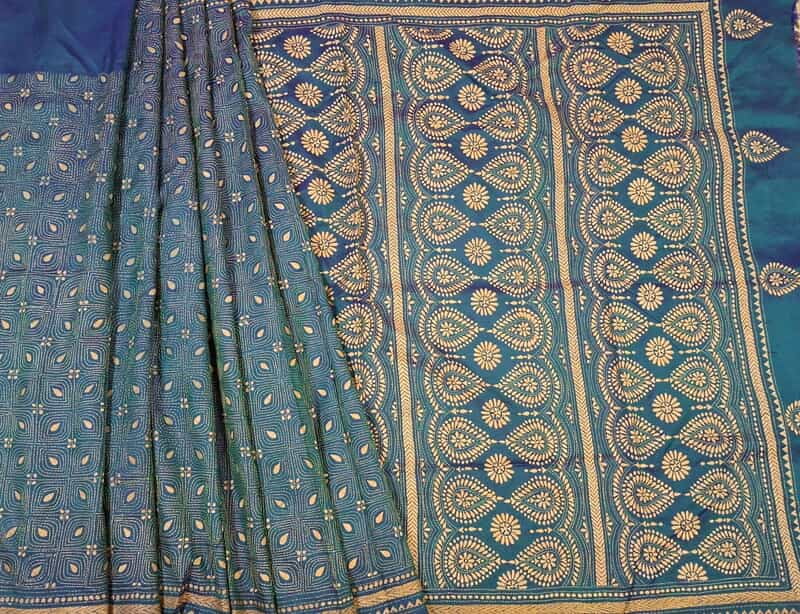 Hand kantha stitch on blue green dual tone pure Bangalore silk Hand kantha stitch on blue green dual tone pure Bangalore silk