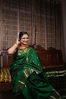 Heeran Green pure katan silk Swarnachari