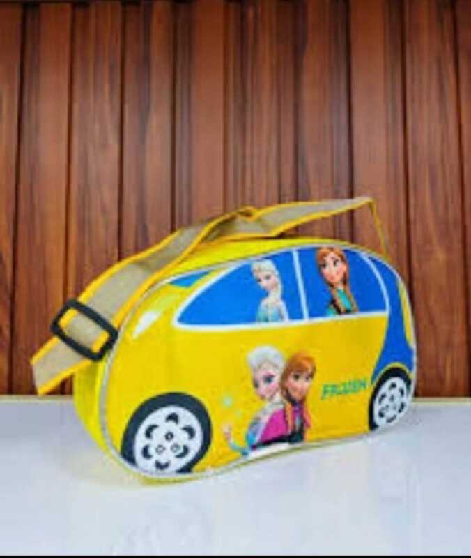 Bus Shaped Picnic Bag