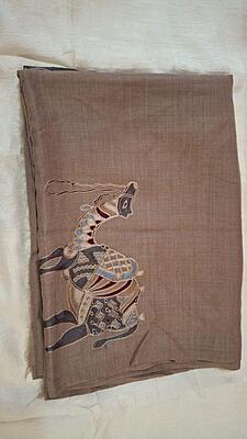 Shawl in beige color