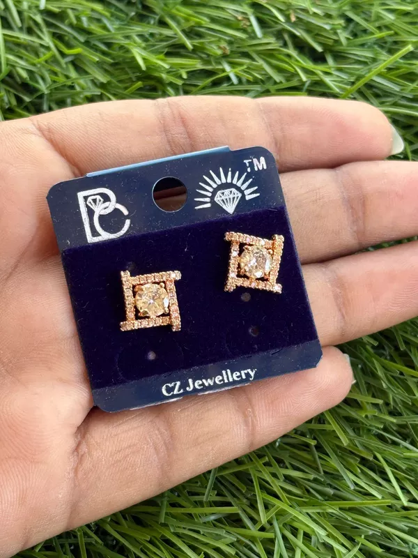 ad stone with line design stud