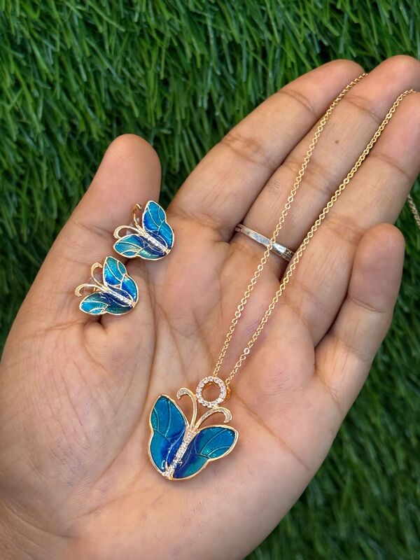 plated blue buttefly pendant set