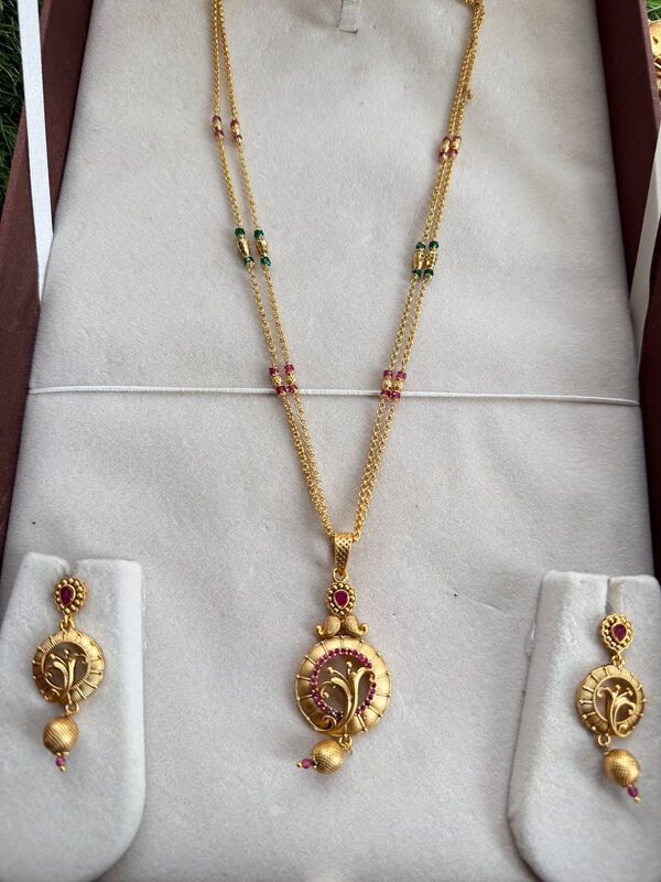 music design pendant set