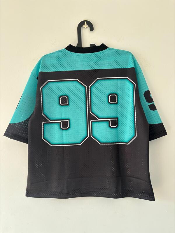 Black and green retro oversized jersey