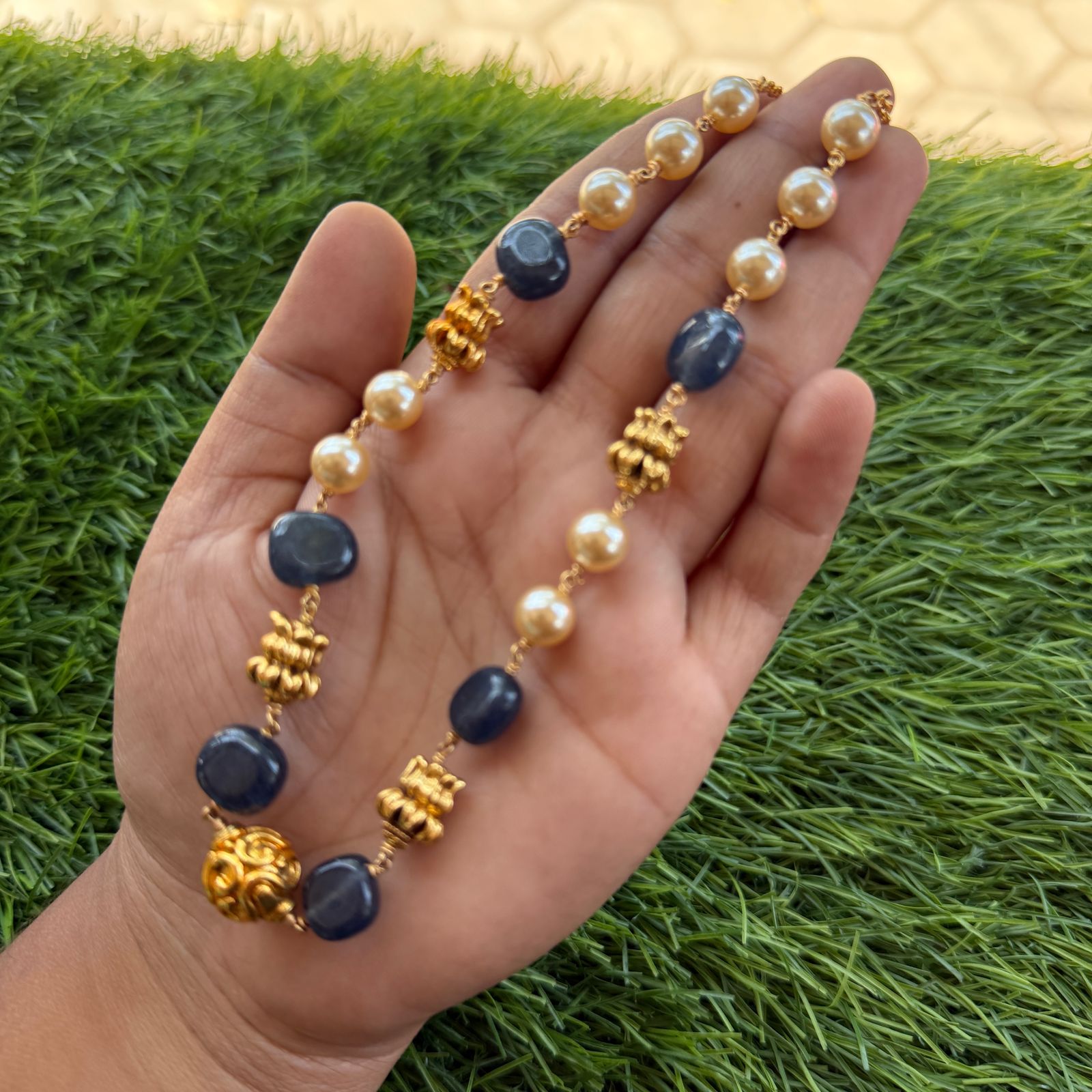 box type pearl chain