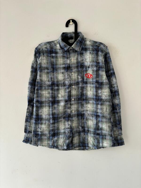 Blue acid washed flannels