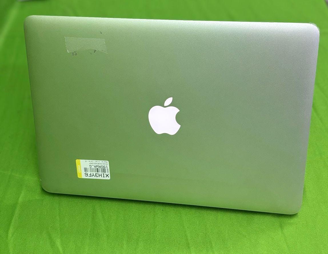 Refurbished Apple MACBOOK AIR 13-inch, 2017, Intel i5-5350U, 8GB RAM 256GB SSD DDR3 , Silver, A1466