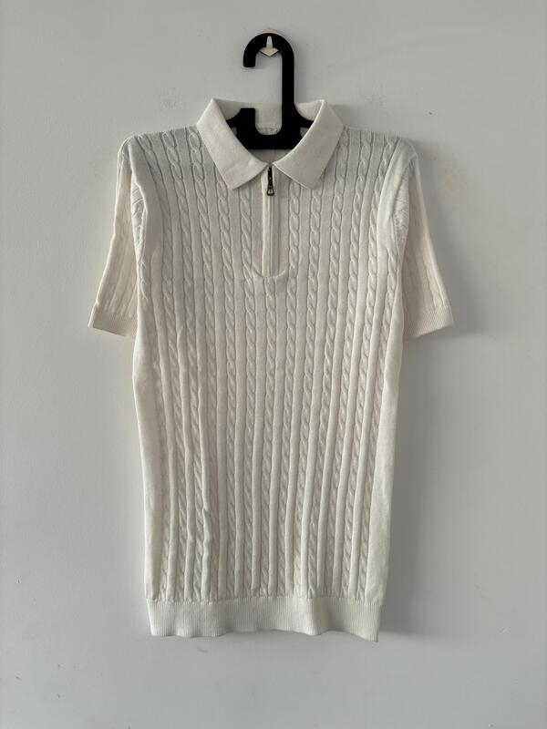 White knitted polo t-shirt