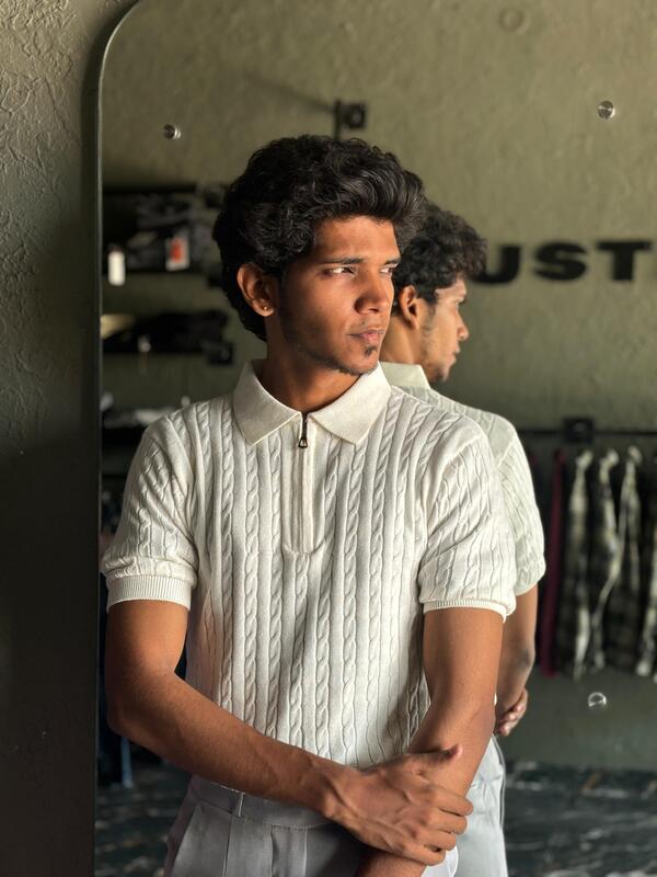 White knitted polo t-shirt