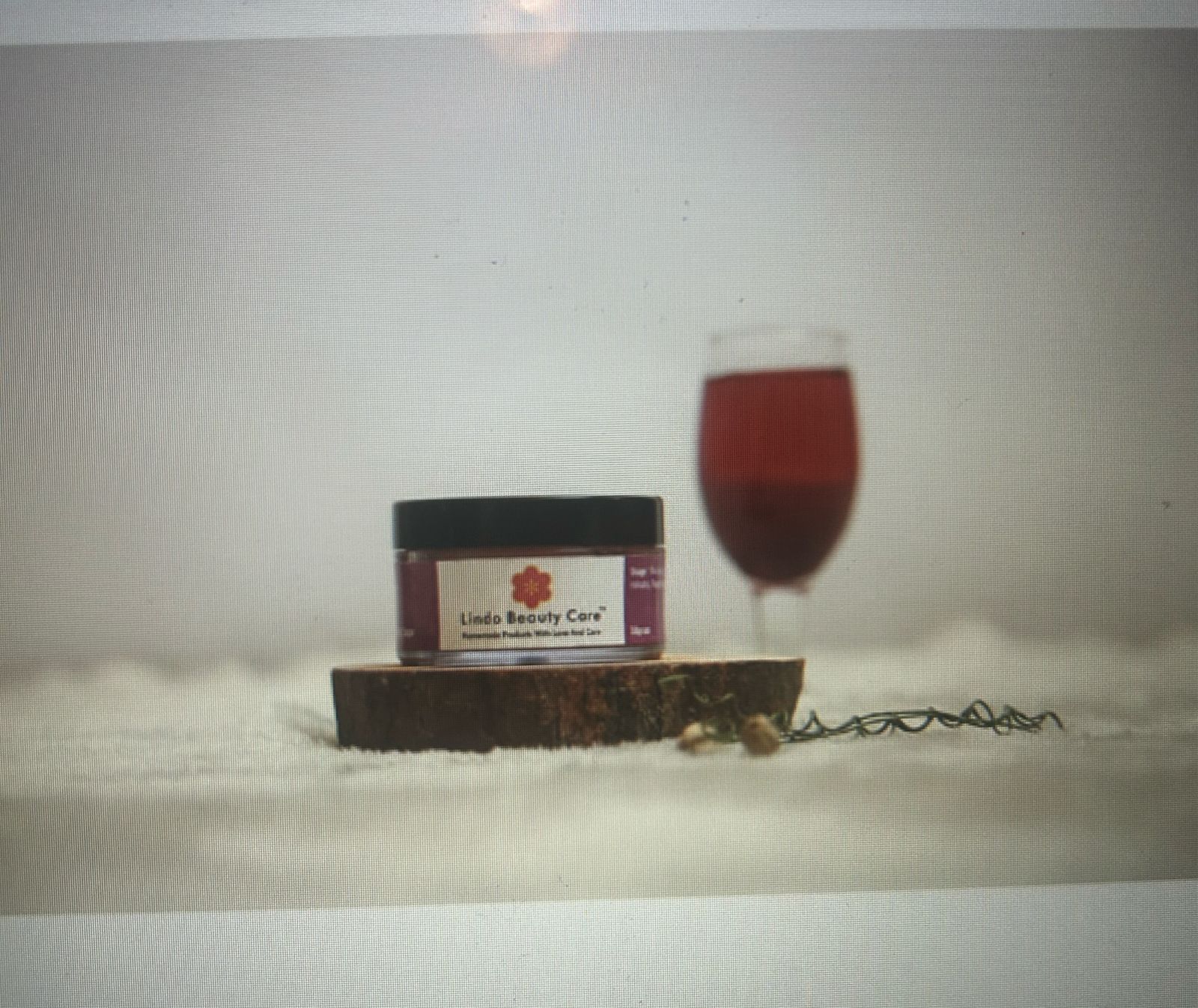 wine lip scrub