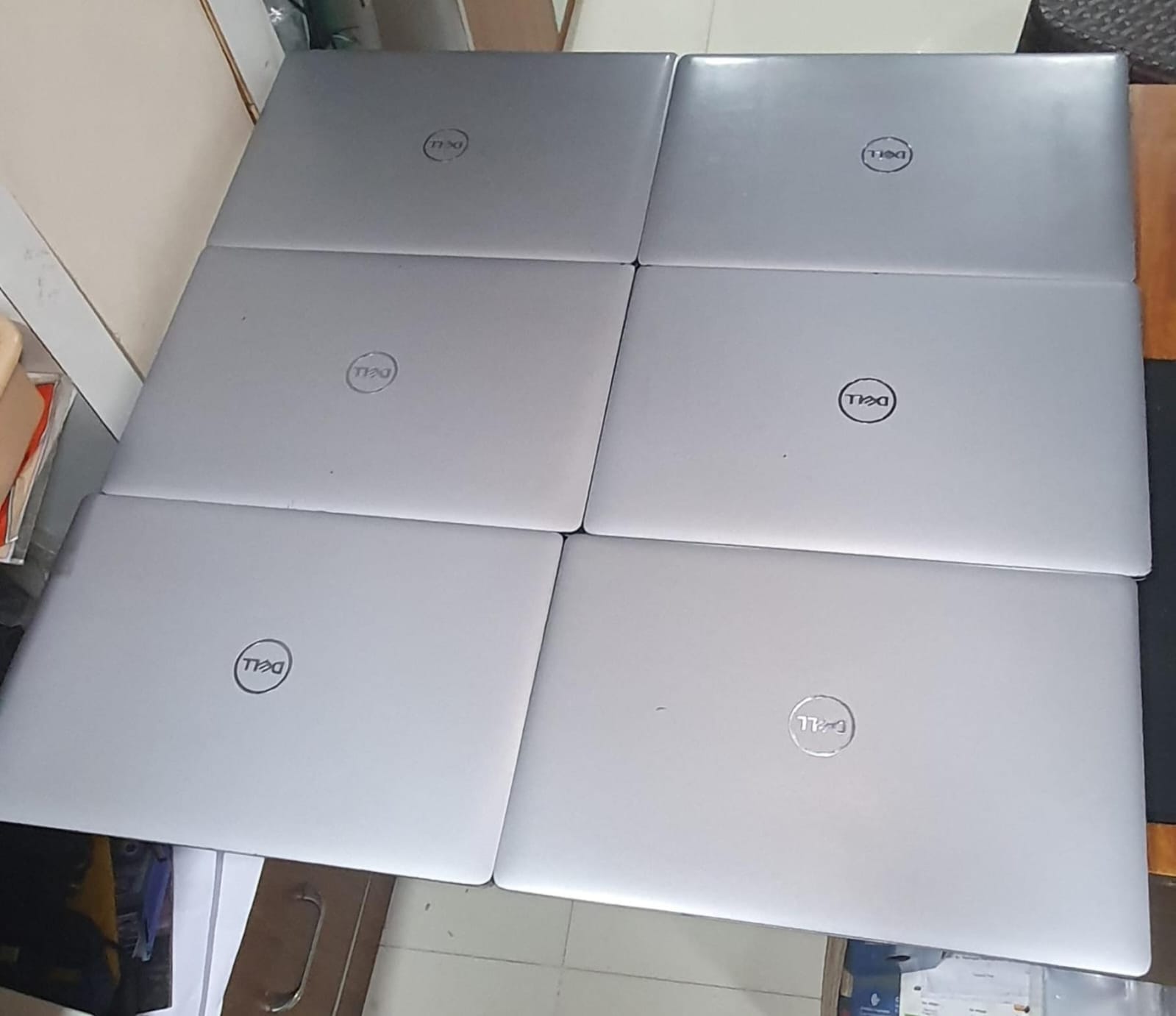 Dell Latitude 7410 Touch Screen Laptop i5 10th Gen, 16GB RAM, 512GB SSD, Super Premium Look, Lightweight, Slim