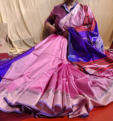 Color pink kalashetra/kalakshetra saree Color pink kalashetra/kalakshetra saree