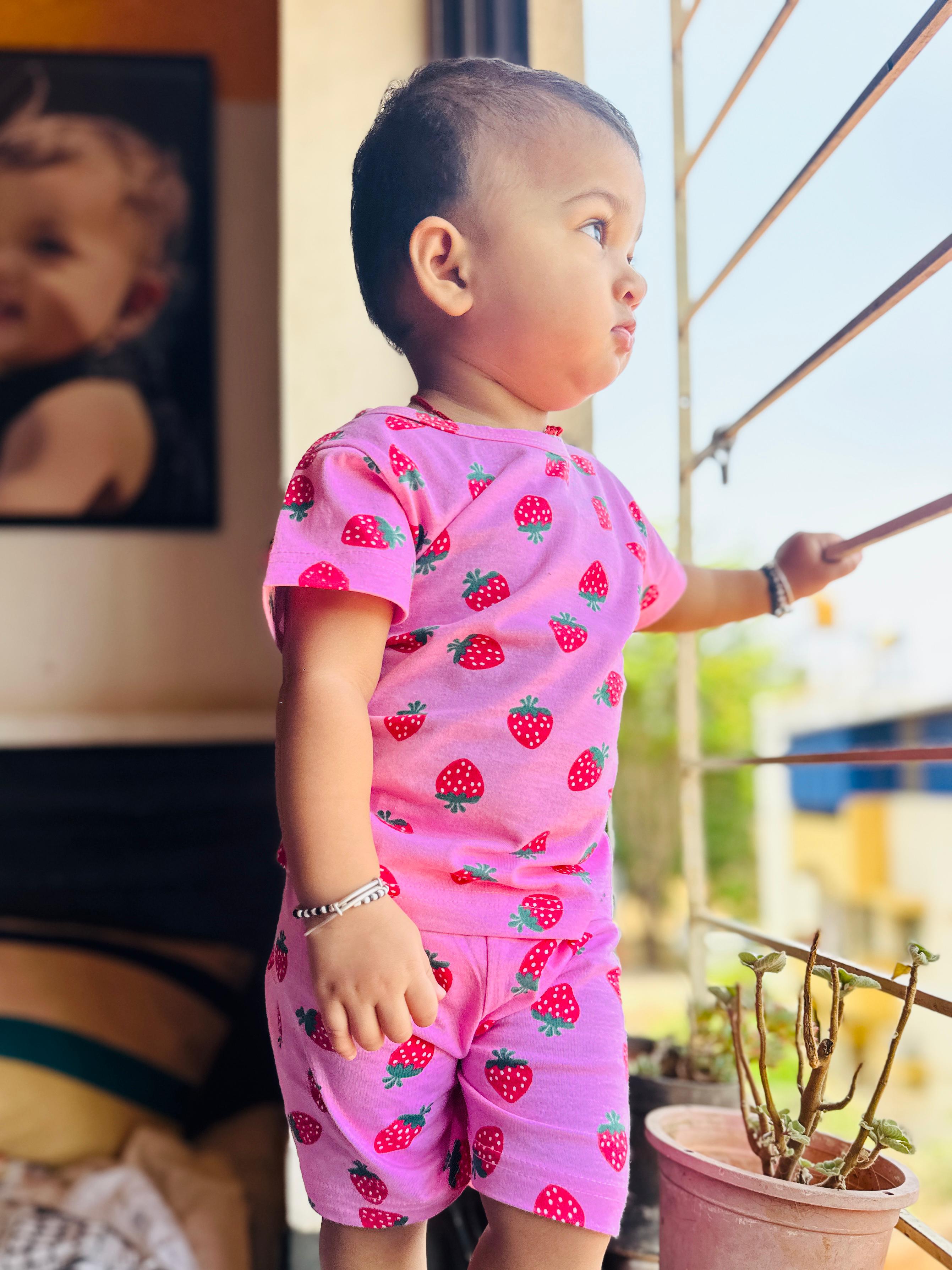 Cotton T Shirt with shorts - Pink Strawberry