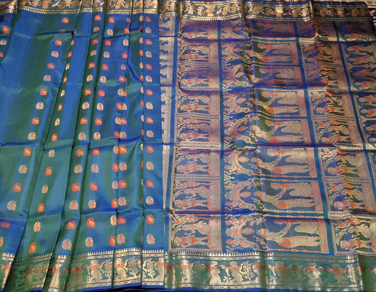 Figure motif Swarnachari Blue green dual tone with golden colour zari