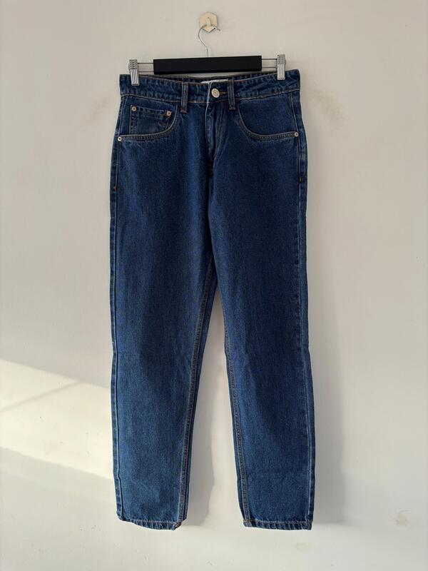 Dark blue momfit jean