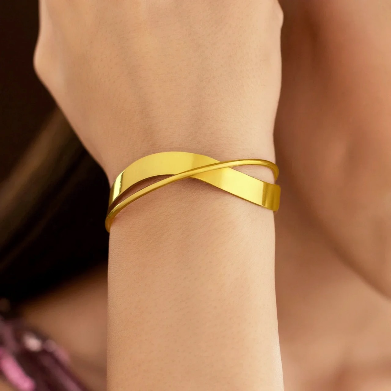 Anti-Tarnish Golden Bangle Bracelet