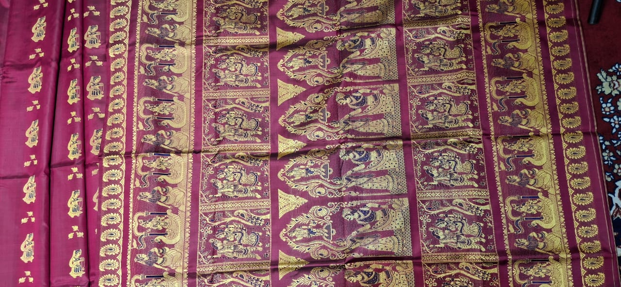 Figure motif Baluchari saree in color majenta Figure motif Baluchari saree in color majenta