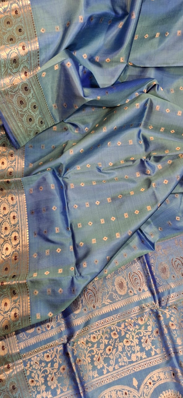 No figurine motif 2000 buta Swarnachari Powder blue color saree No figurine motif 2000 buta Swarnachari Powder blue color saree