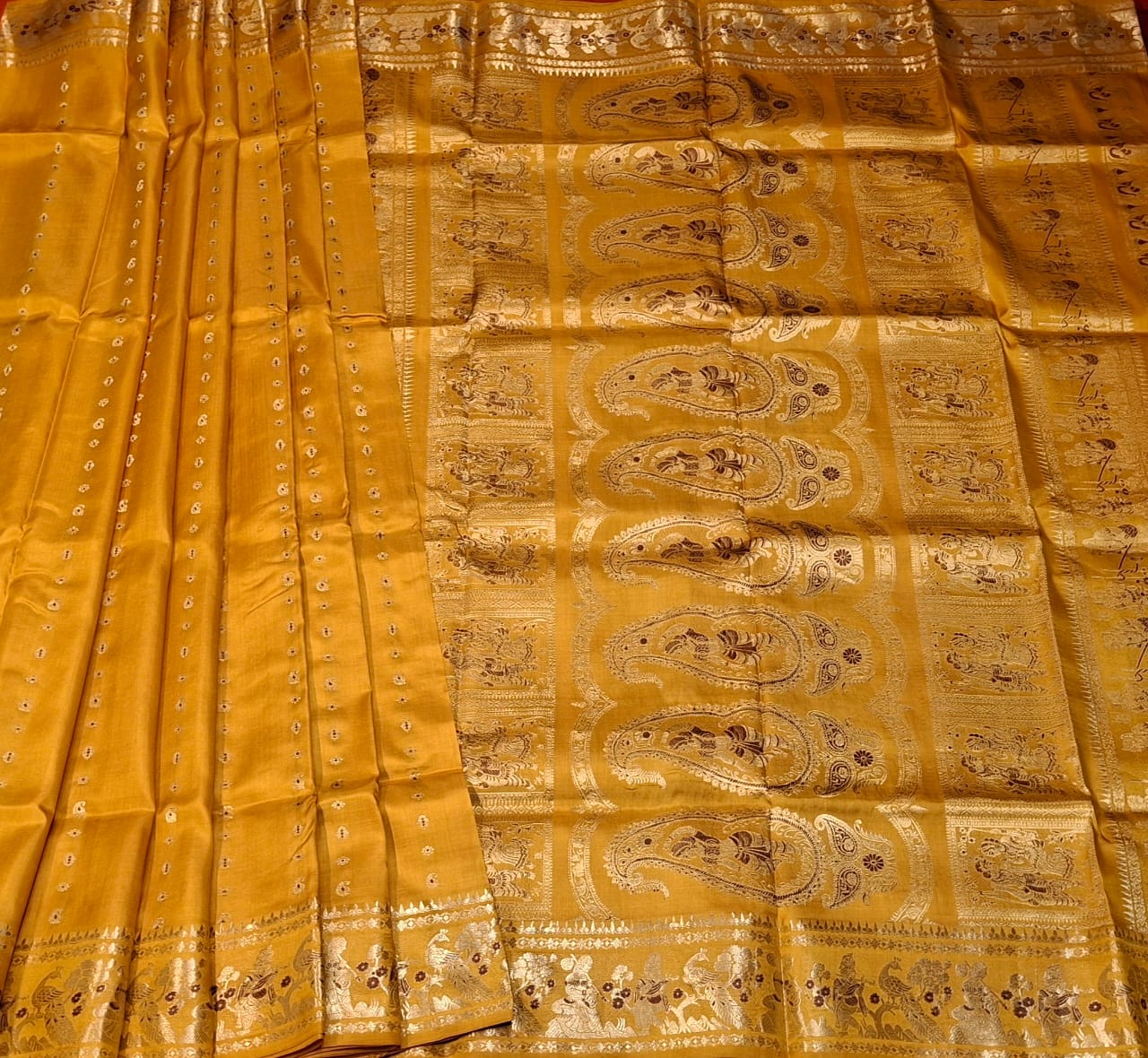 Figure motif 2000 buta Swarnachari colour golden yellow