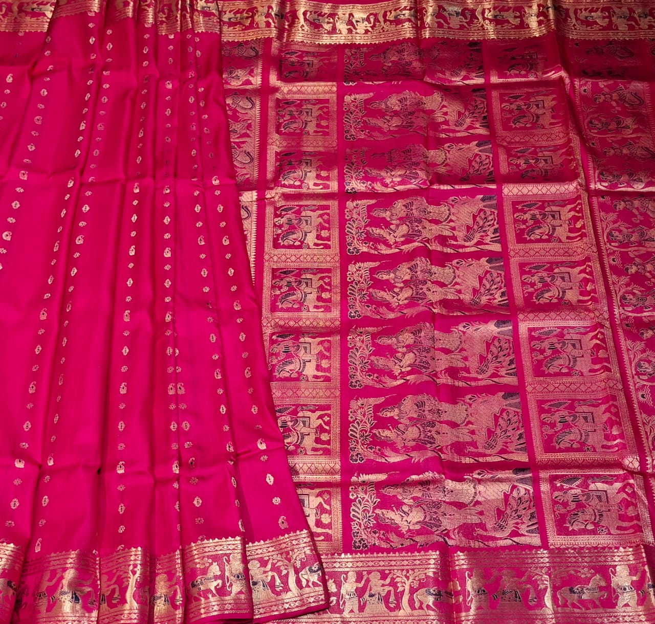 Figure motif 2000 buta Swarnachari saree in Rani pink color