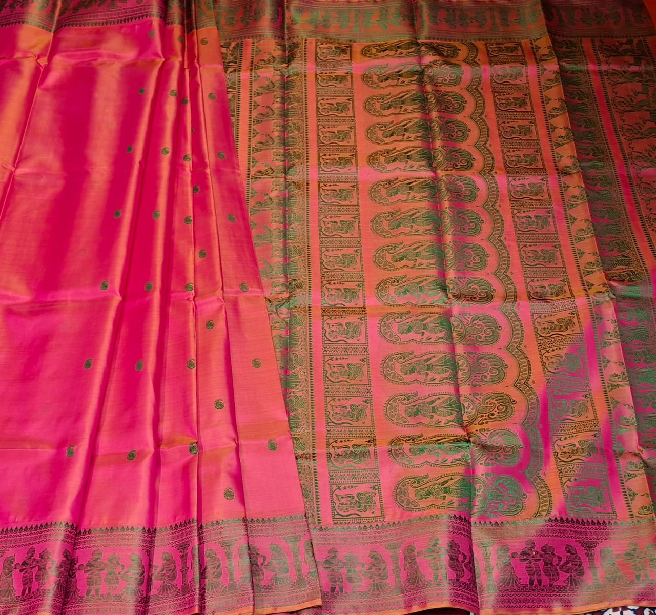 Mustard Rani pink dual tone body color with green motif pure Mulberry silk Baluchari saree