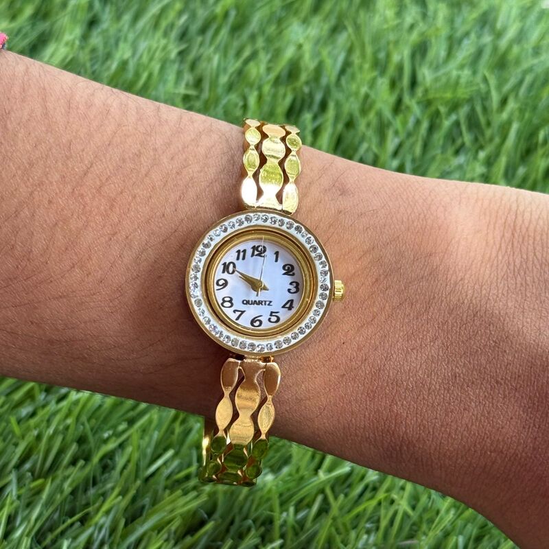 Gold plated folral design bracelet