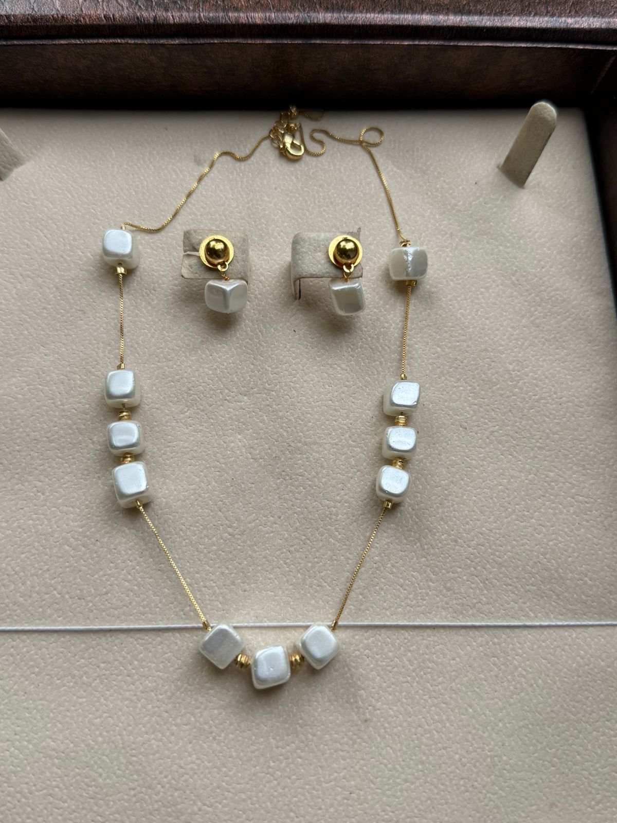 Simple Pearl Chains