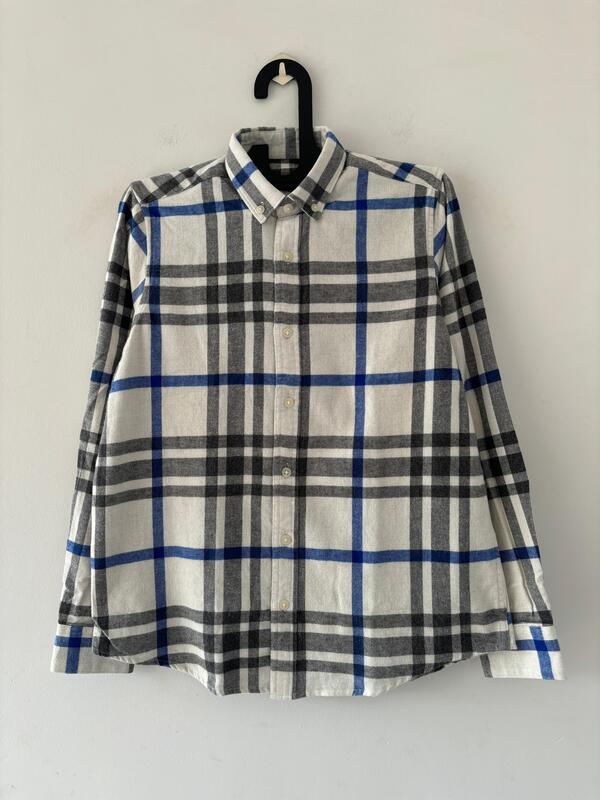White & blue Flannels shirt