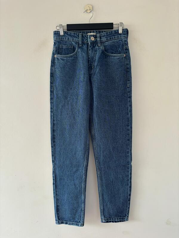 Deep blue retro momfit jean