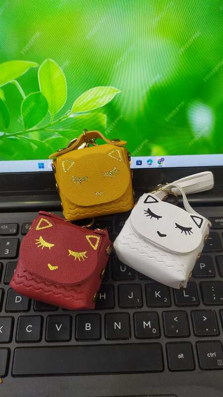 Small Kity Keychain JKC19