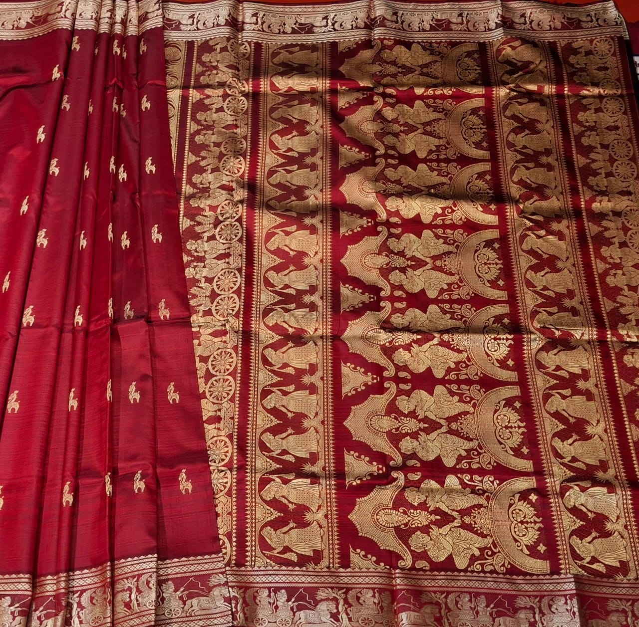 Reddish maroon color with beige motif pure Mulberry silk Baluchari saree