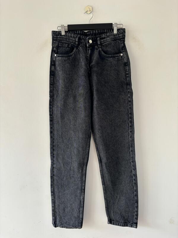 Deep charcoal faded Momfit jean