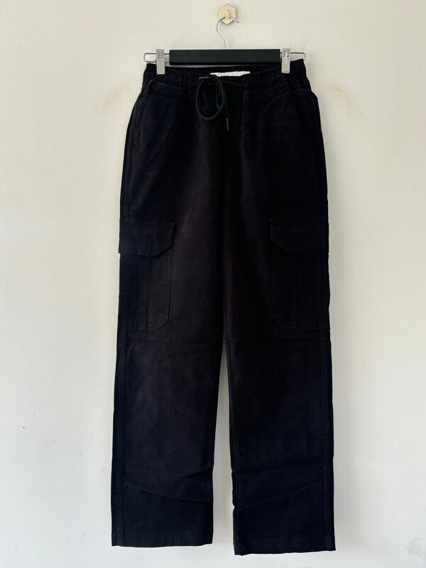 Carbon black Cargo pants