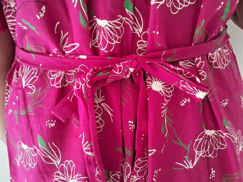 Feeding Dress-Collar-magenta (deep pink)