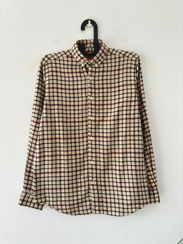 Dark beige & maroon flannels