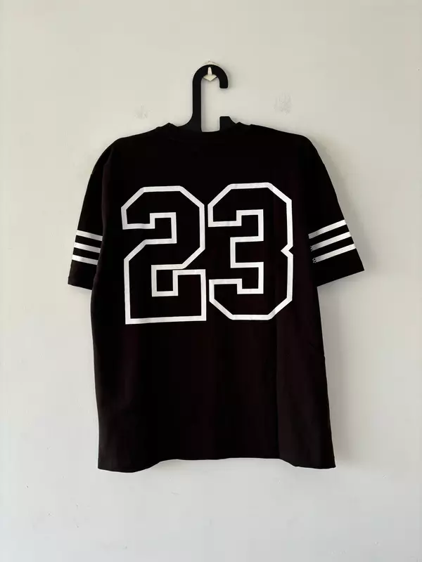 23 Brown oversized tee