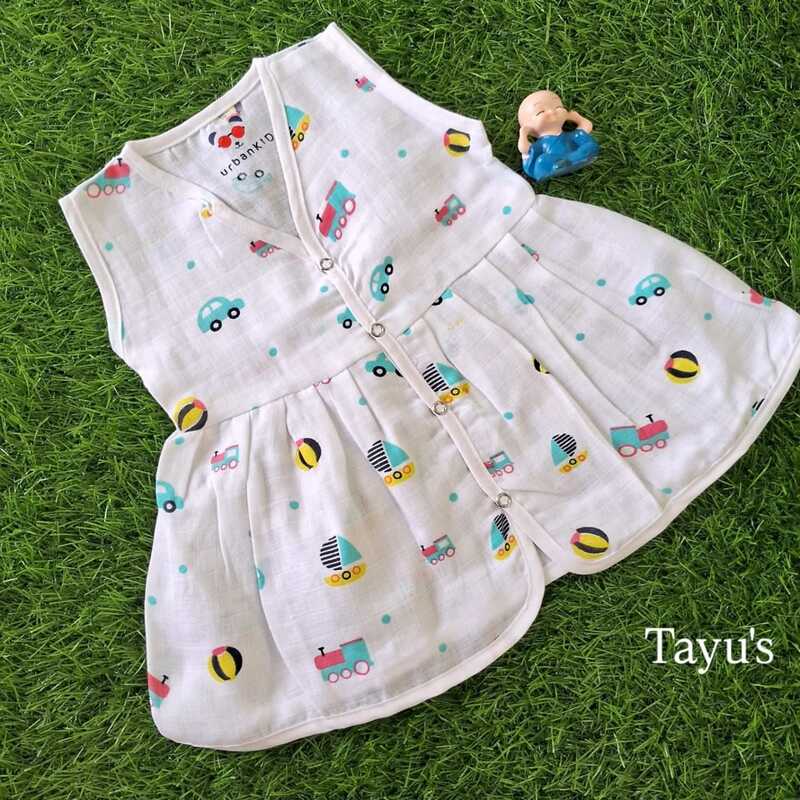 Muslin Frocks playtime