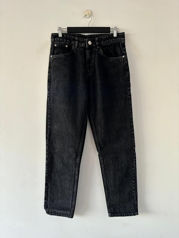 Carbon black Momfit jean