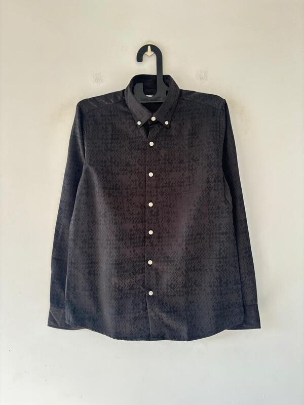 Obsidian black self-designer shirt