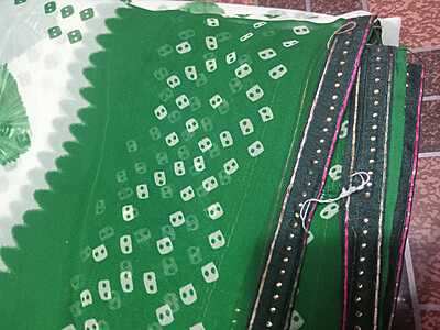 Georgette Saree Green Colour With Buttas Pattern