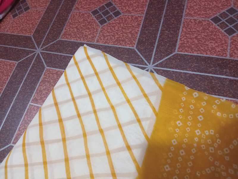 Georgette Saree Yellow Colour With Lines Pattern