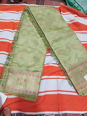 Soft Pattu Saree Light Green Colour With Buttas