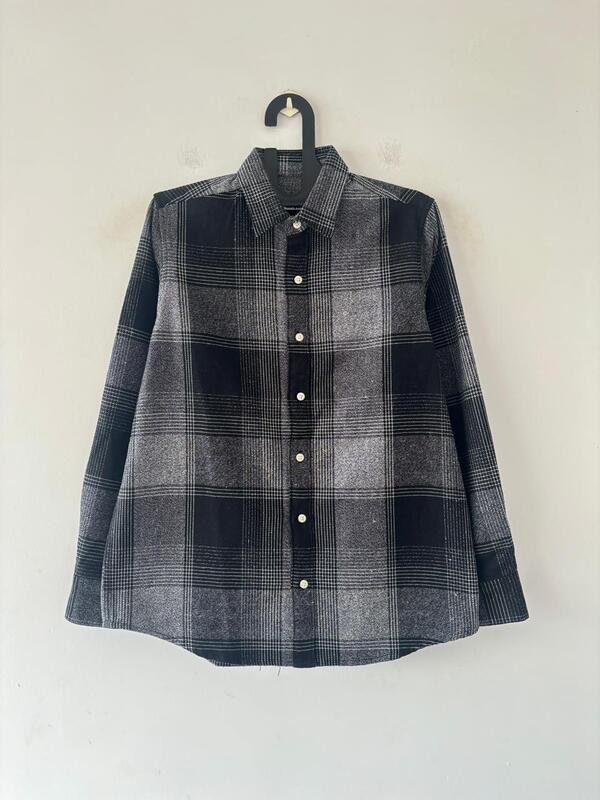 Charcoal & black flannels