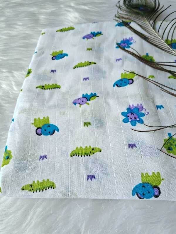 Muslin White bath towel pack of 3 combo