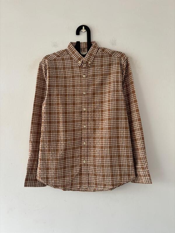Walnut & cream flannels
