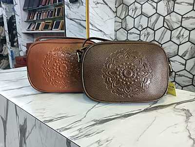 Ladies Premium Leather sling bag